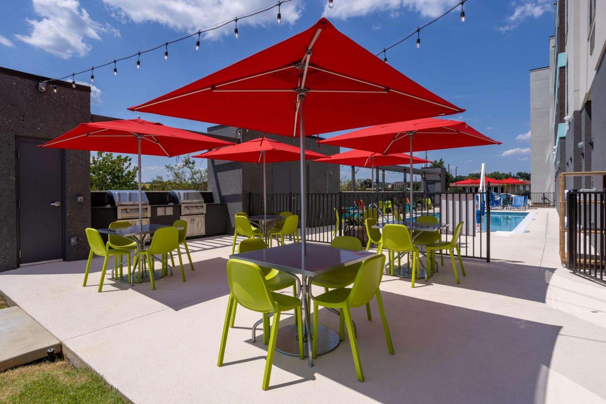 Tru By Hilton Pensacola Airport Medical Center Exterior foto